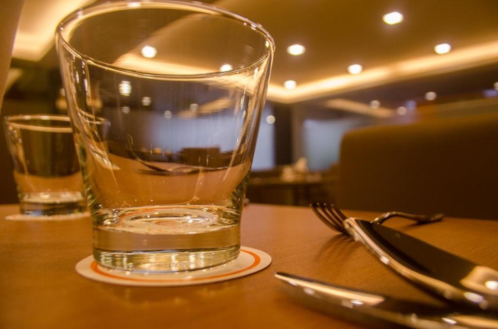 Hotel Comfotel 콜카타 외부 사진
