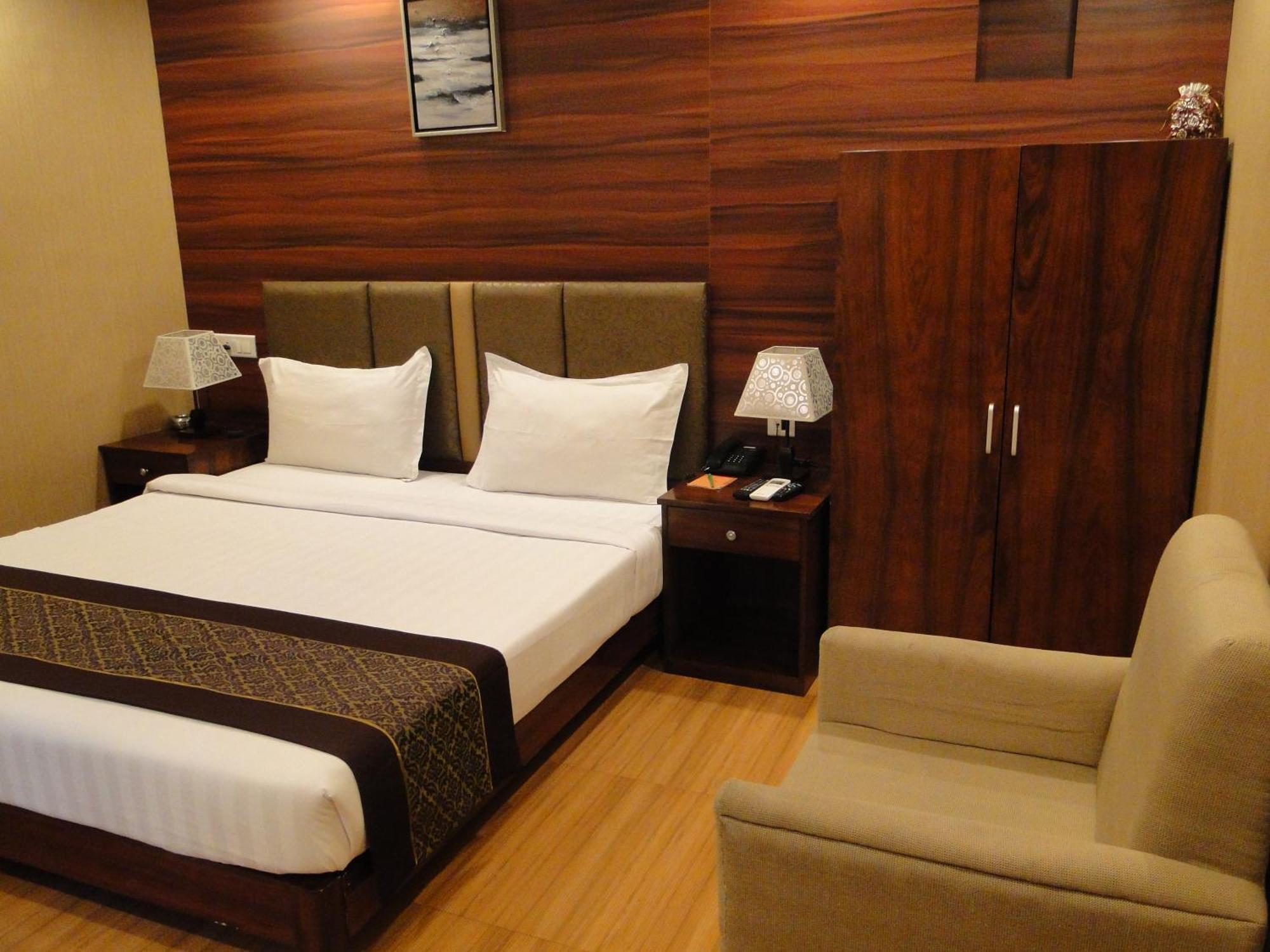 Hotel Comfotel 콜카타 외부 사진