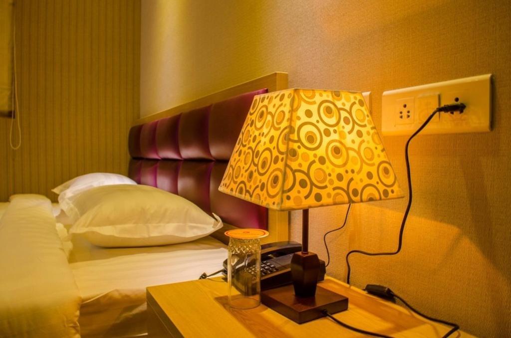 Hotel Comfotel 콜카타 외부 사진