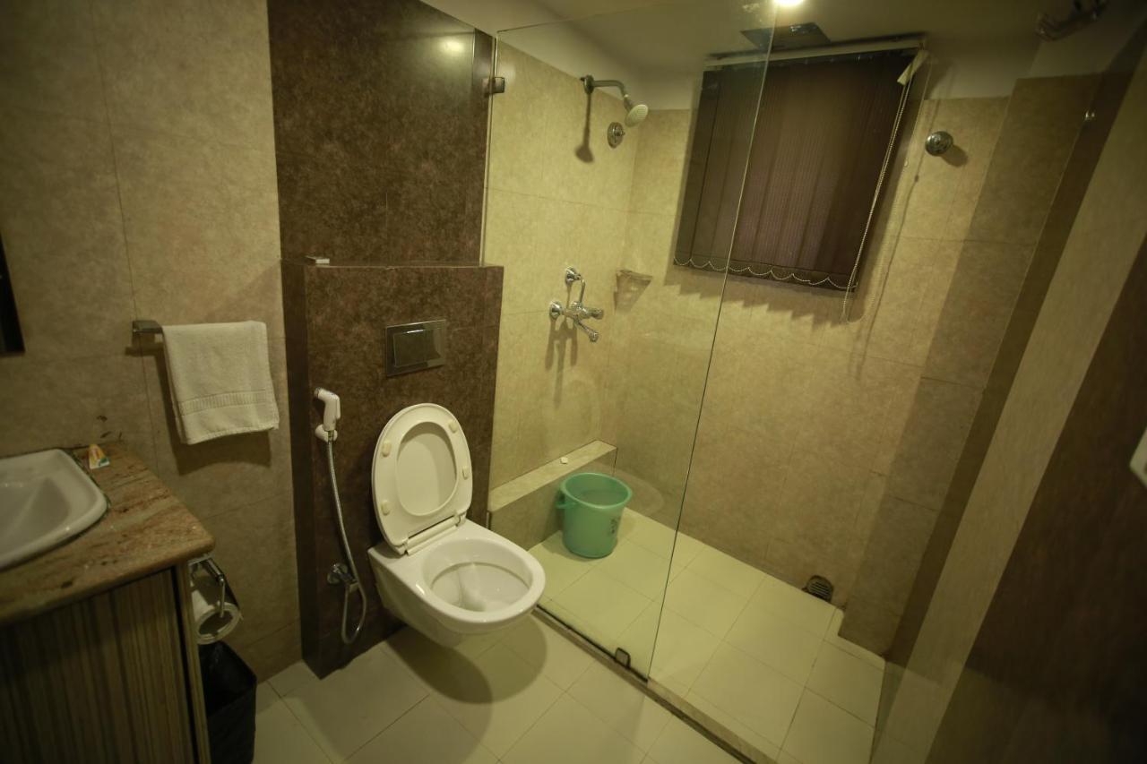 Hotel Comfotel 콜카타 외부 사진