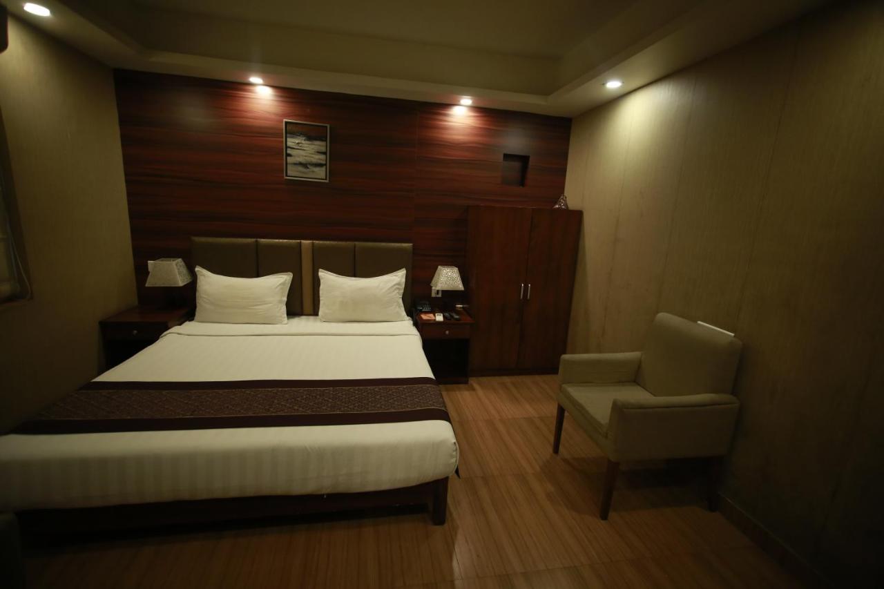 Hotel Comfotel 콜카타 외부 사진